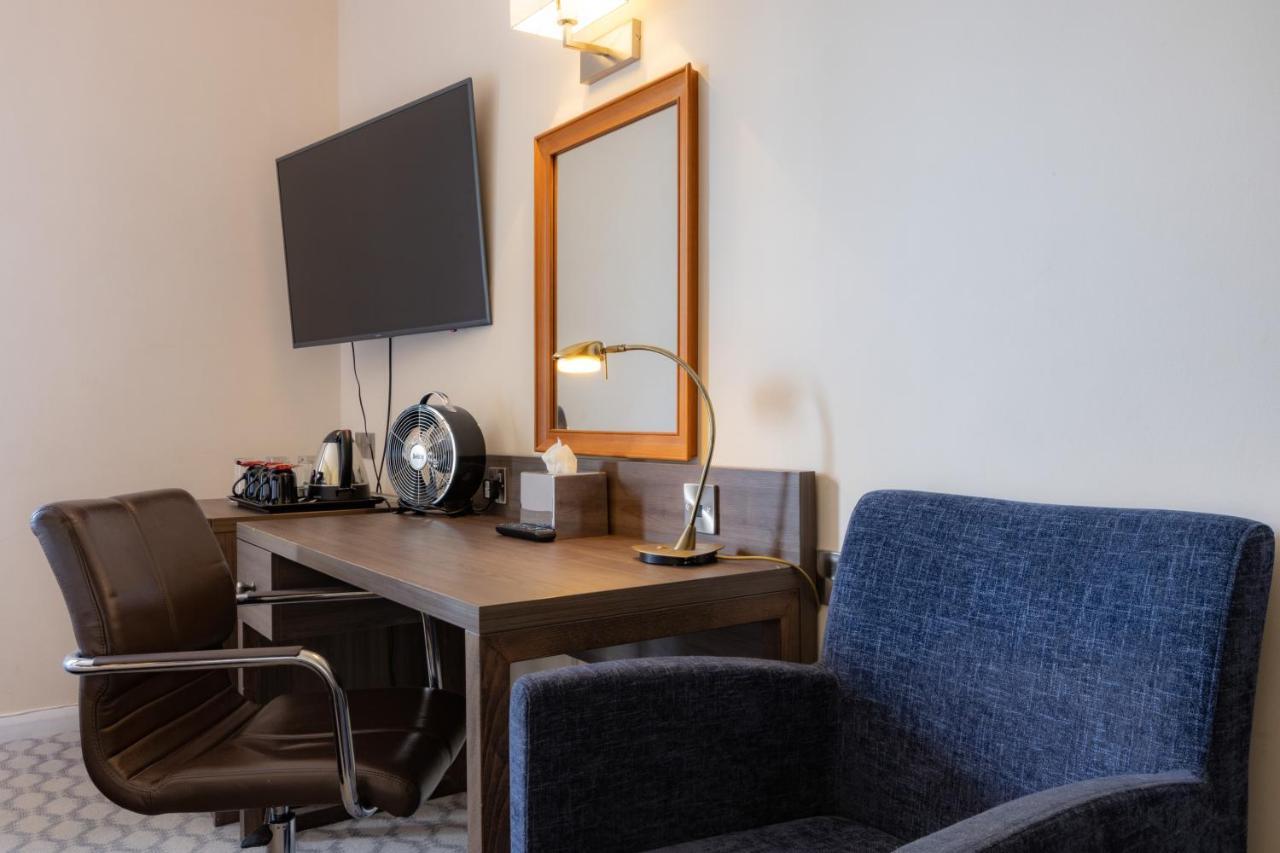 ארונדל Avisford Park Hotel מראה חיצוני תמונה