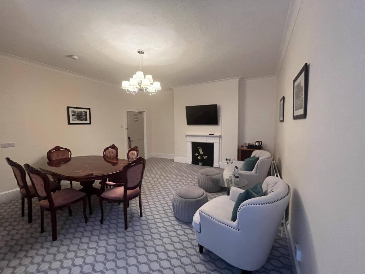 ארונדל Avisford Park Hotel מראה חיצוני תמונה